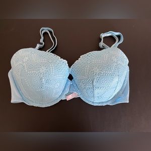 Victoria’s Secret Lightly Lined Bra Size 36C NWT